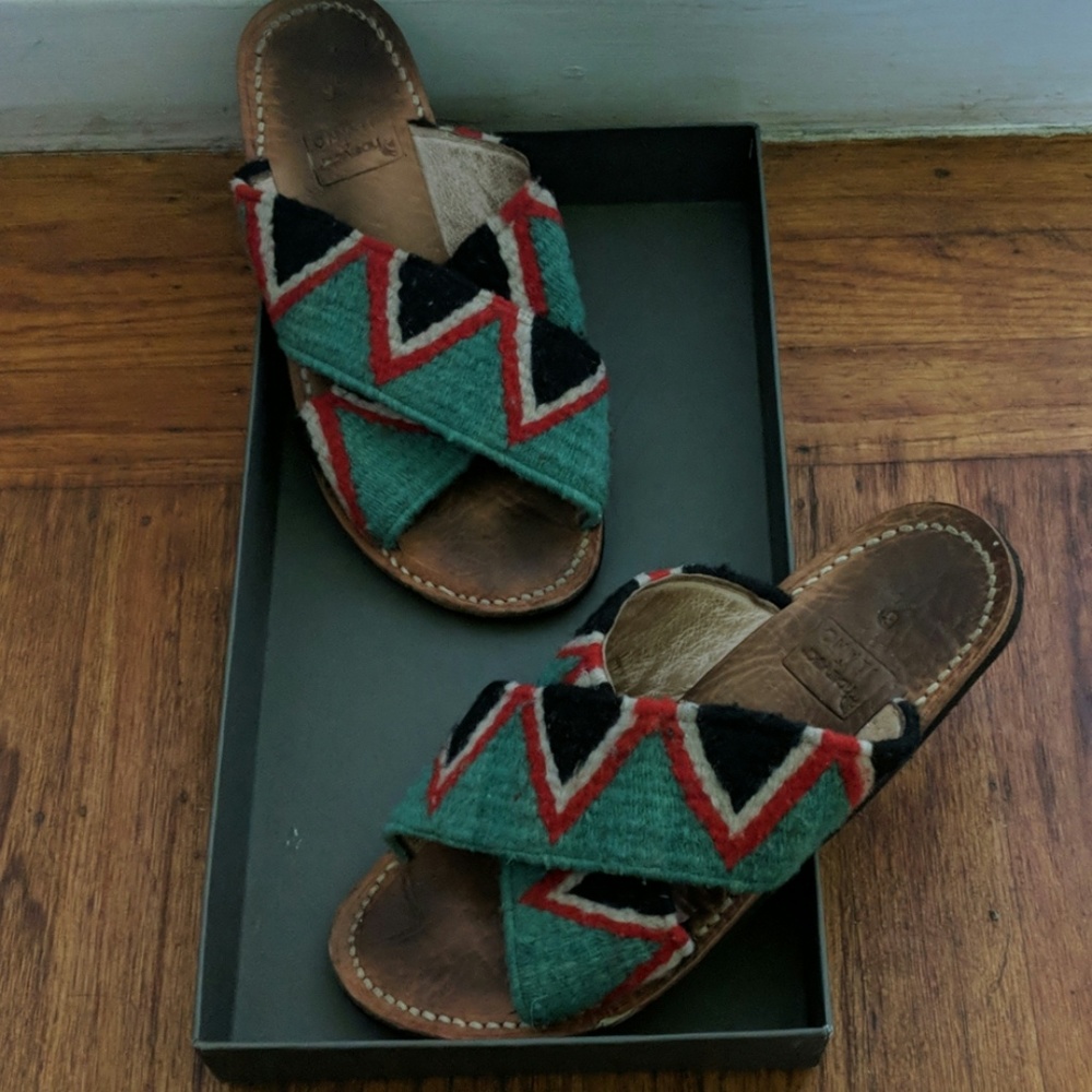 Ilano Slides